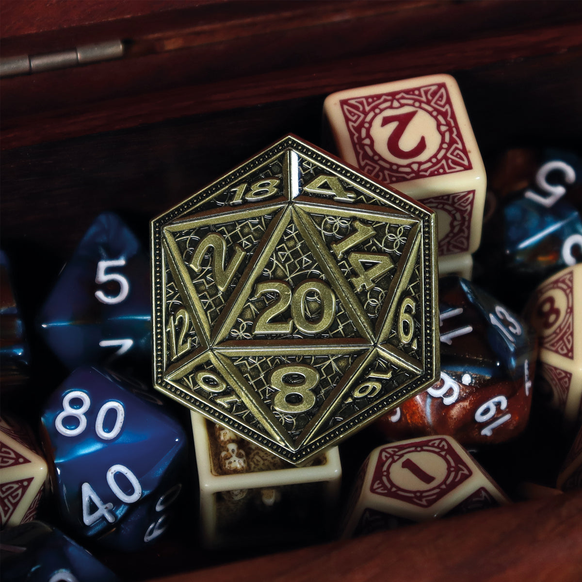 Fanattik Dungeons & Dragons: D20 DIE Limited Edition Embossed Collectable Coin