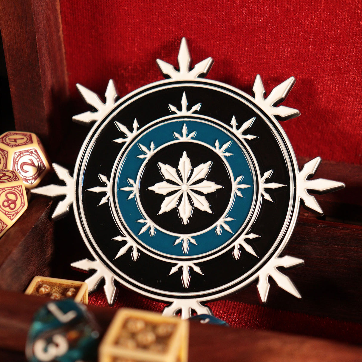 NEVERWINTER HERALDRY | Dungeons & Dragons | Medallion | Discover the Forgotten Realms | Limited Edition