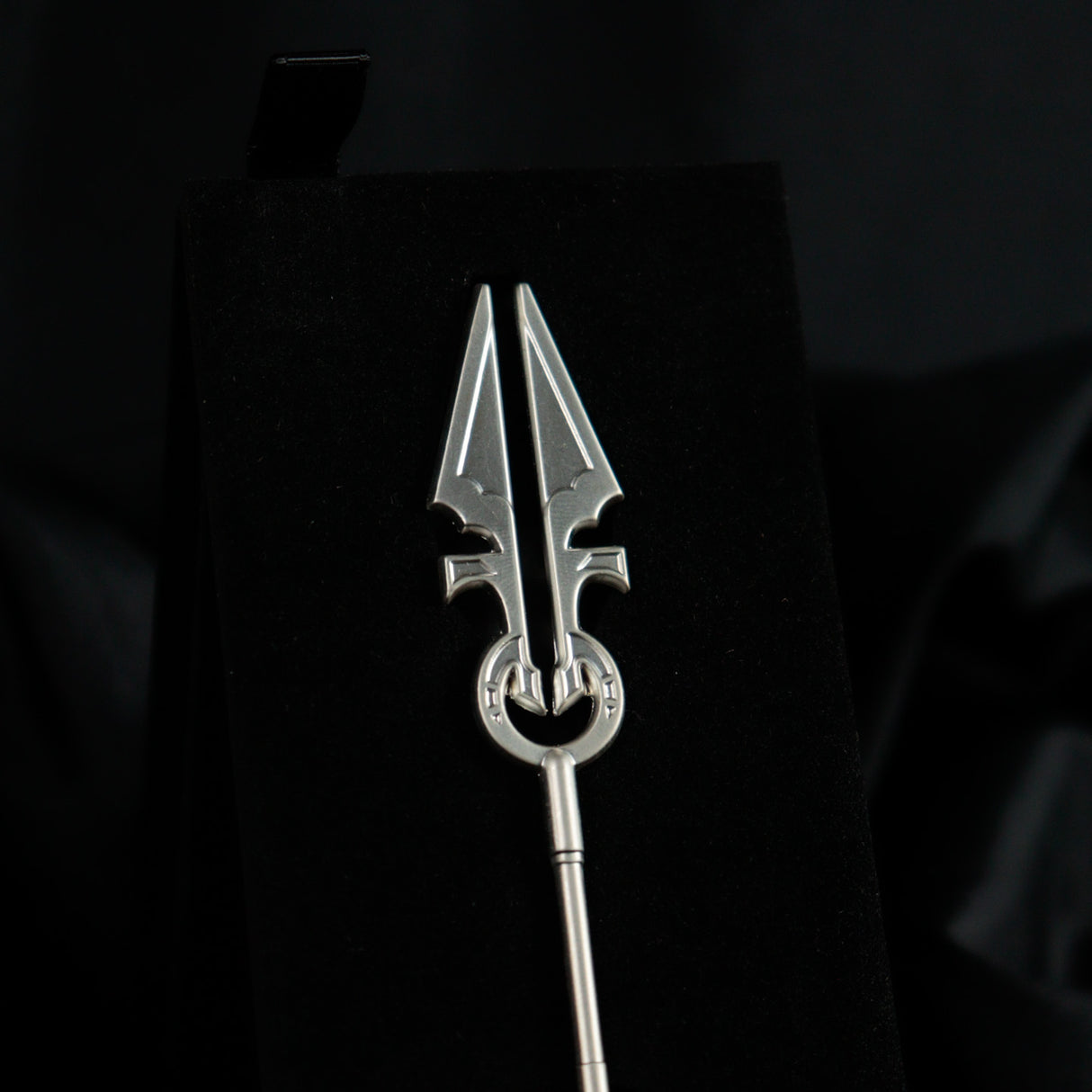 Magic: The Gathering .999 Silver Plated AVACYN Moonsilver Spear Limited Edition Mini Replica