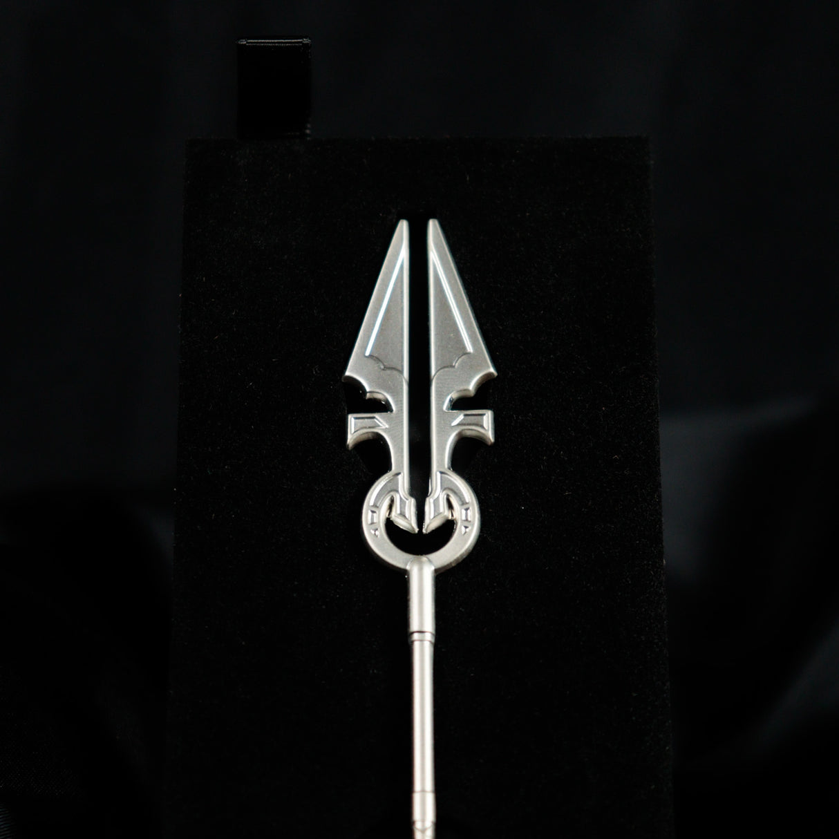 Magic: The Gathering .999 Silver Plated AVACYN Moonsilver Spear Limited Edition Mini Replica