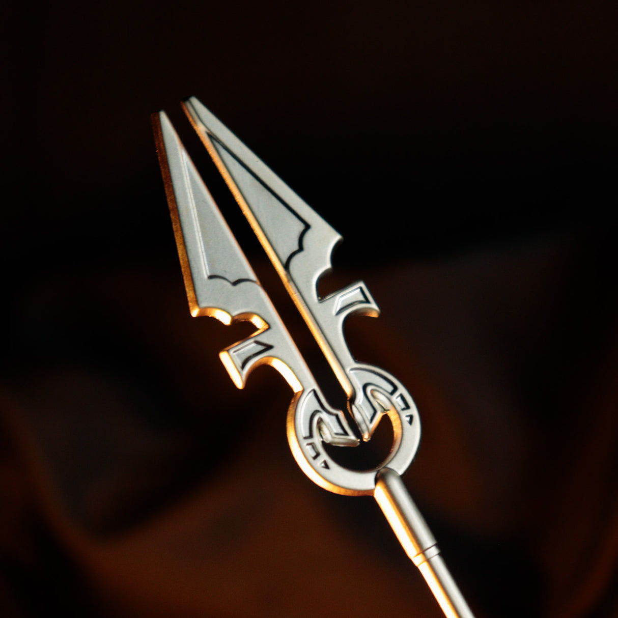 Magic: The Gathering .999 Silver Plated AVACYN Moonsilver Spear Limited Edition Mini Replica
