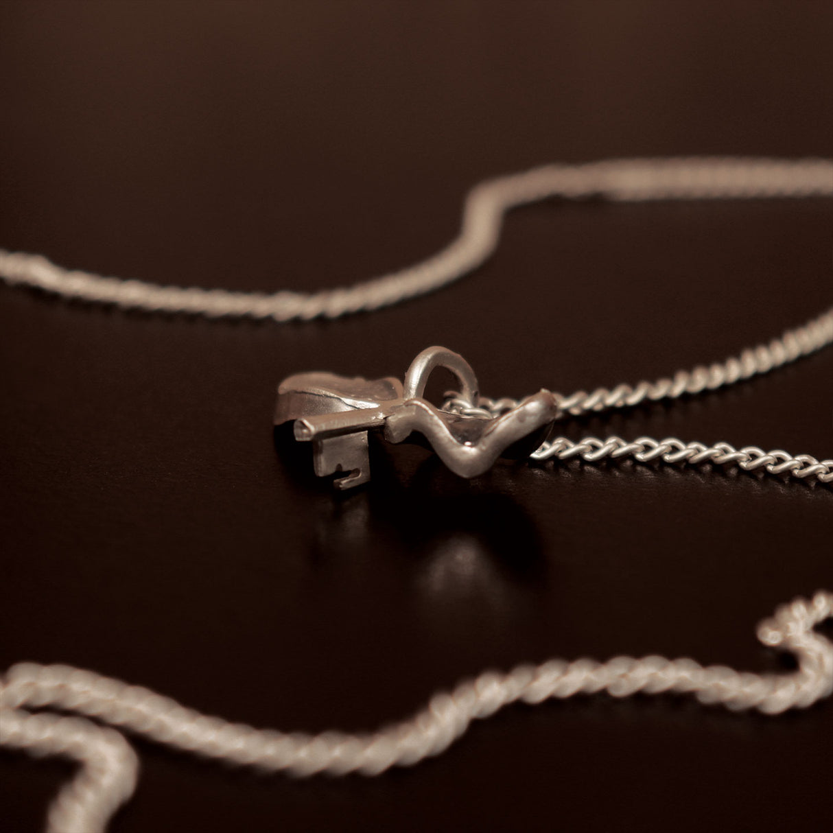 Harry Potter .999 Silver Plated FLYING KEY Limited Edition Necklace