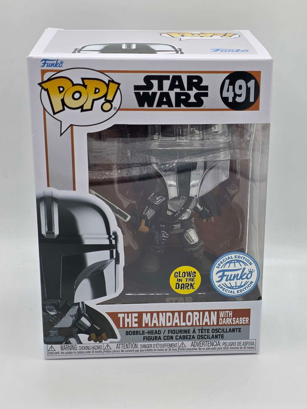 THE MANDALORIAN (WITH DARKSABER) | Funko Pop Star Wars | Glow Chrome #491