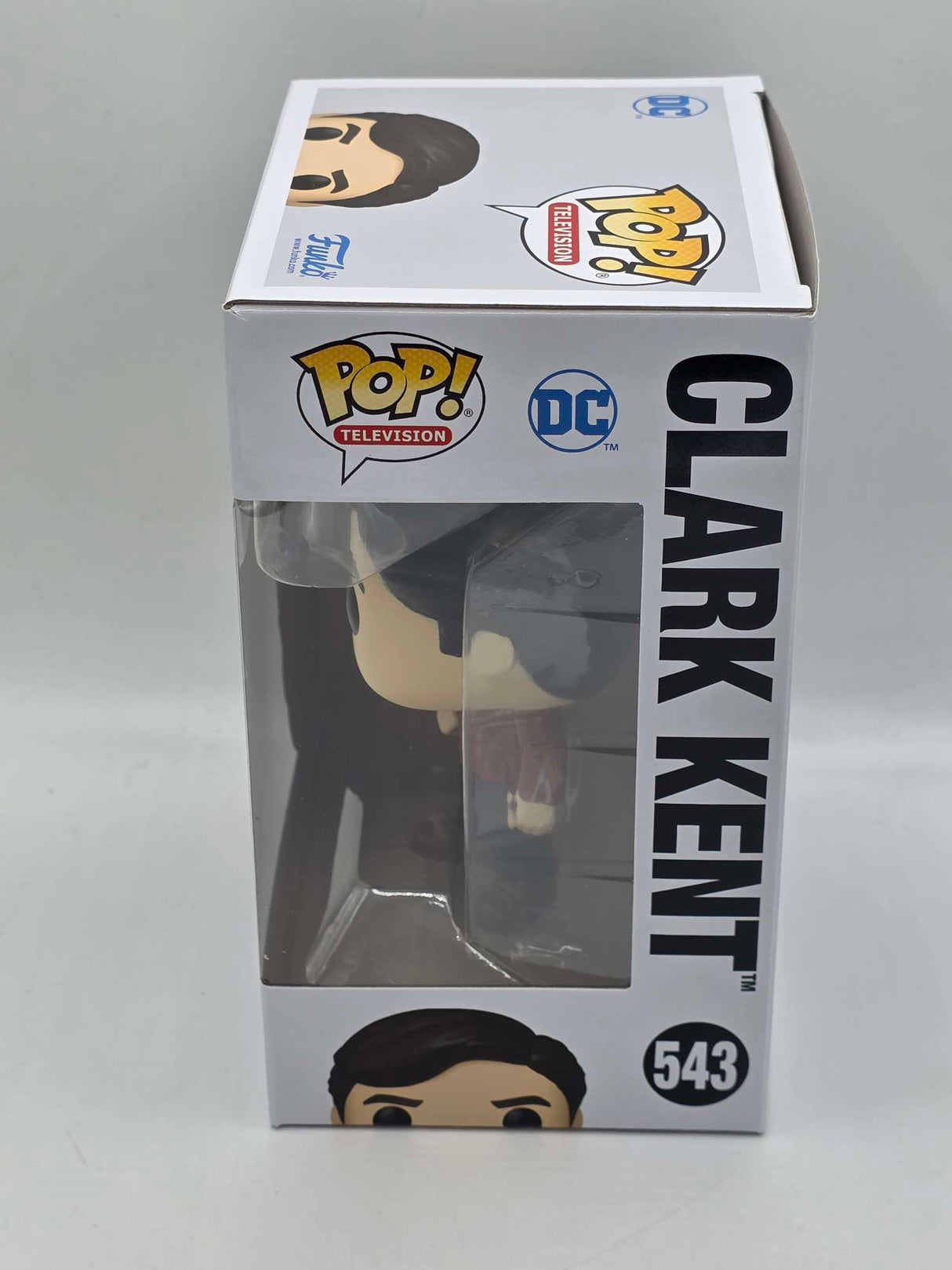 CLARK KENT (RED JACKET) | Smallville | Funko Pop Television #543