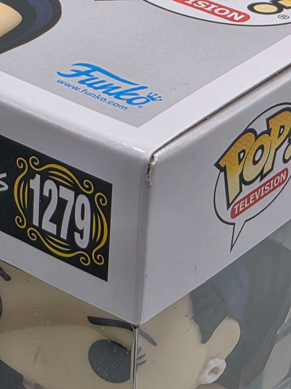 Damaged Box | MONICA GELLER (WAITRESS) | Funko Pop Television | Friends #1279