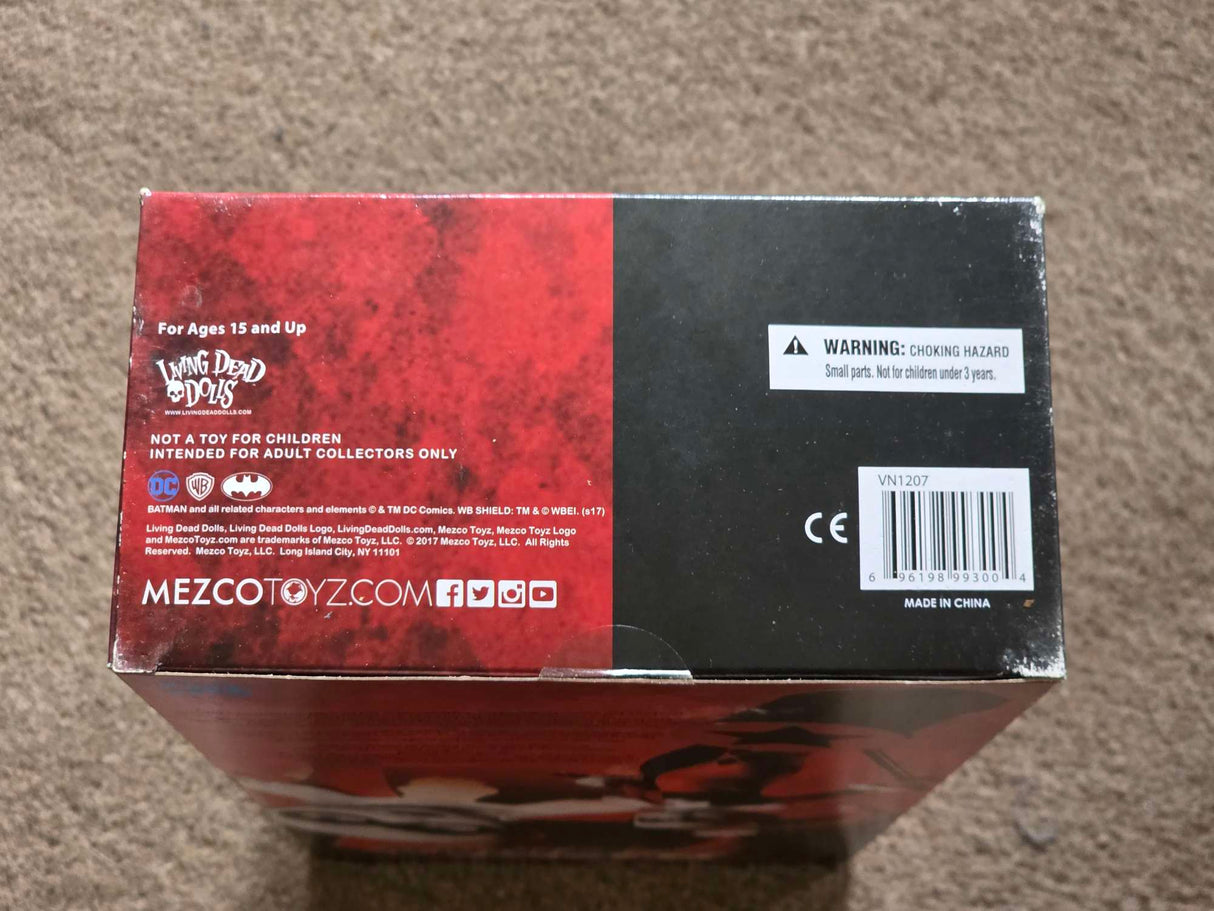 HARLEY QUINN | DC | Living Dead Dolls | Mezco
