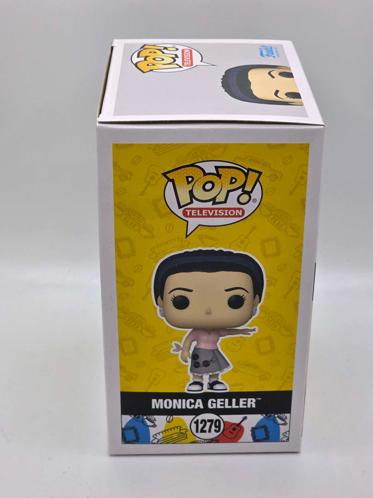 Damaged Box | MONICA GELLER (WAITRESS) | Funko Pop Television | Friends #1279