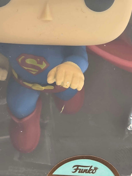 Damaged Box | Superman Flying (80th Anniversary) | Funko Pop Heroes | #251