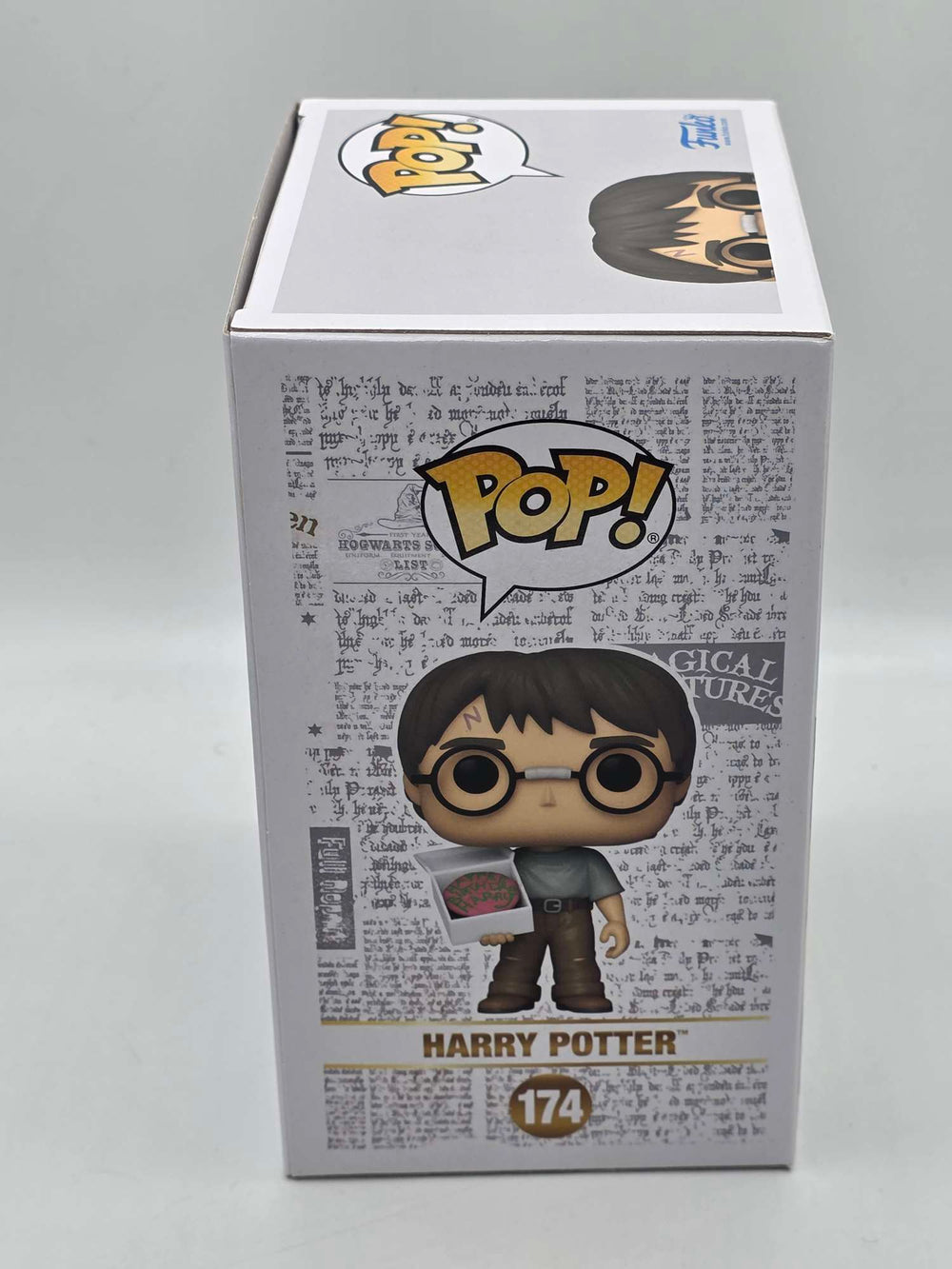 HARRY POTTER (WITH BIRTHDAY CAKE) | Funko Pop Harry Potter #174