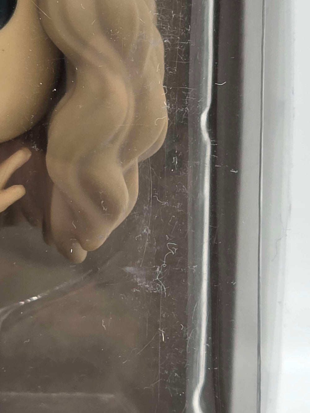 Damaged Box | SHAKIRA SUPER BOWL | Funko Pop Rocks | Metallic #393