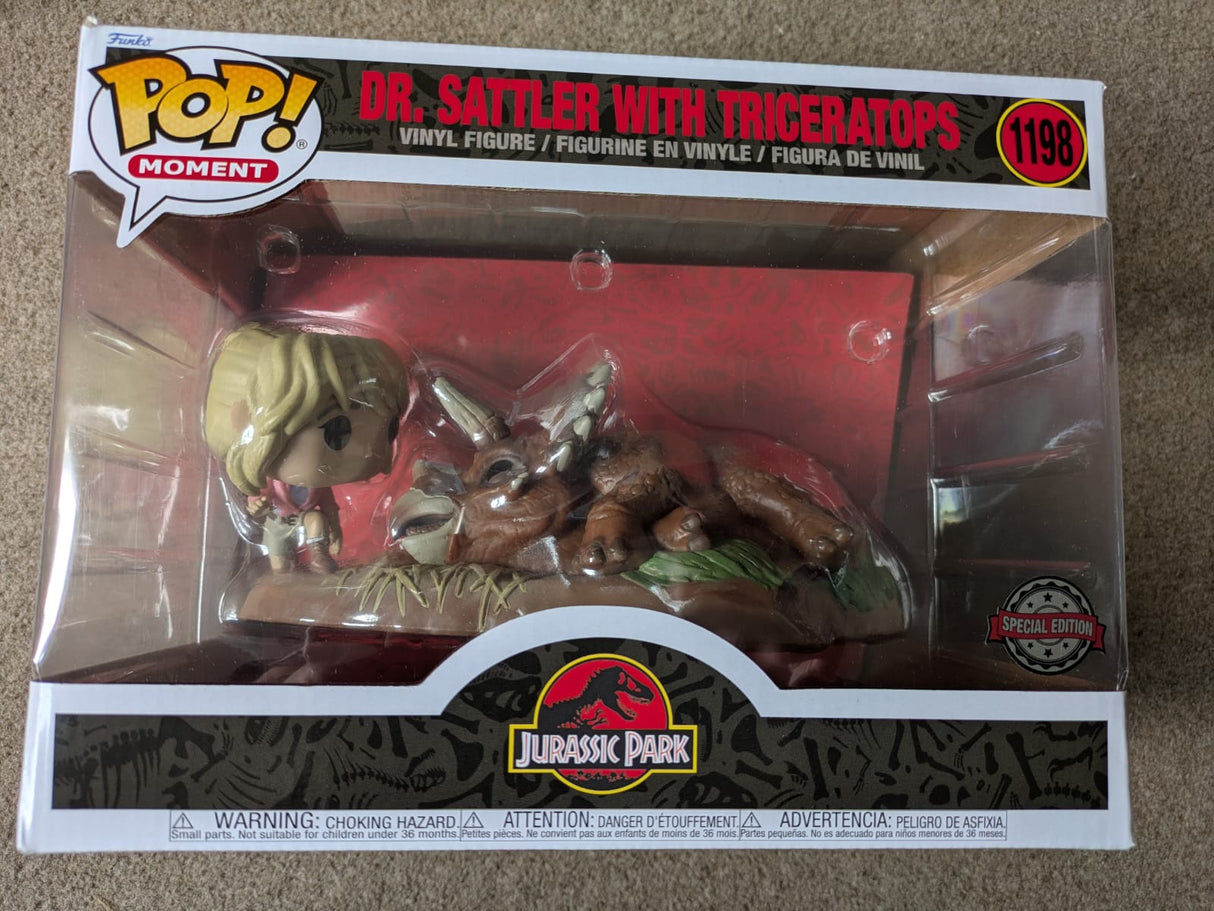 Slight Damaged Box | DR.SATTLER WITH TRICERATOPS | Jurassic Park | Funko Pop! Moment #1198