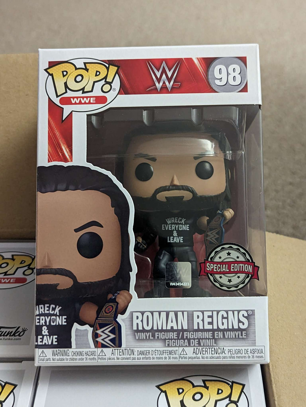 Funko Pop WWE | Roman Reigns Wreck with Belt #98 | Special Edition Metallic