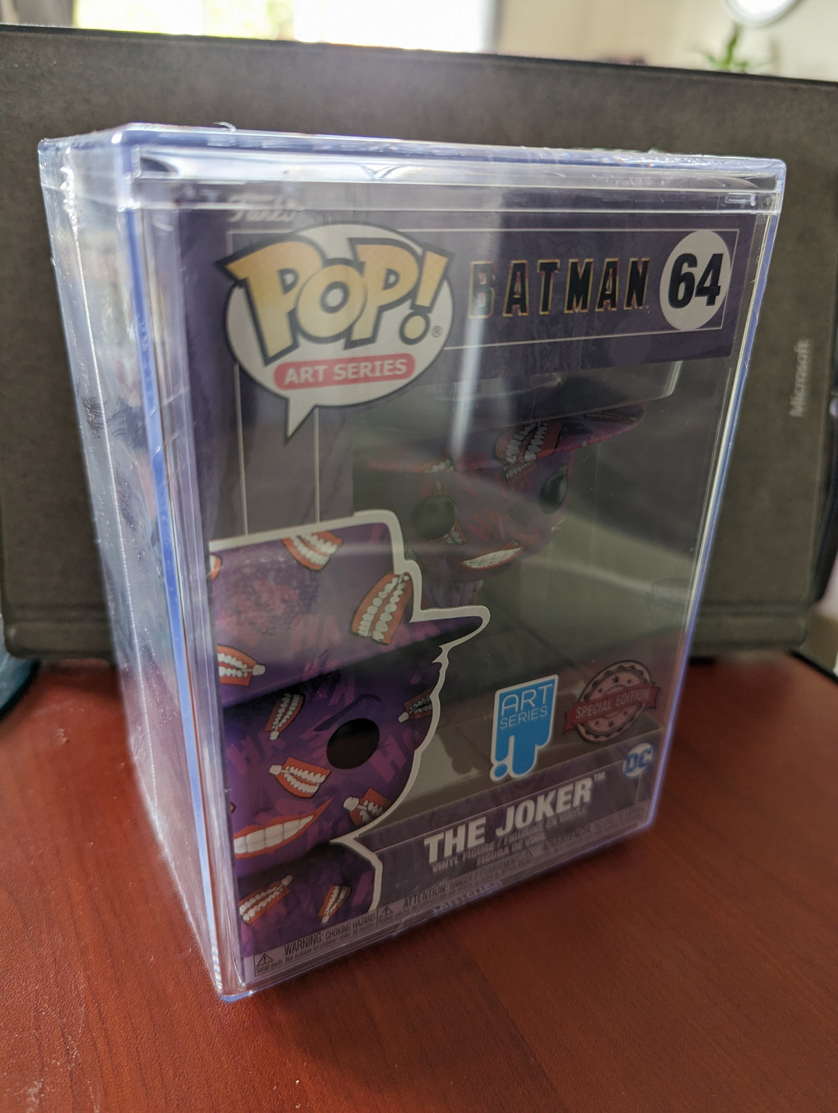 Funko Pop Art Series | Batman 1989 | The Joker with Stack Pop Protector #64