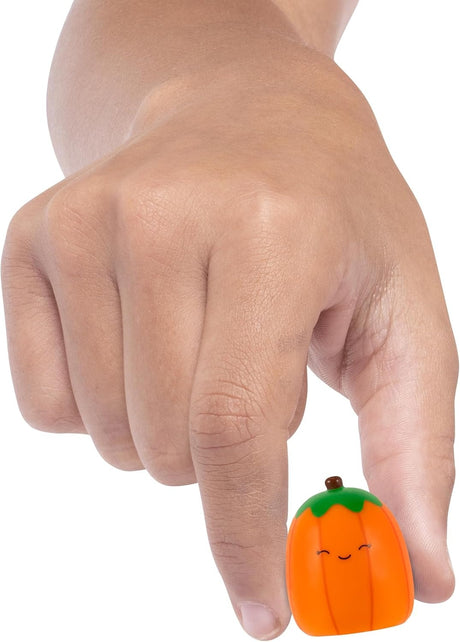 13 DAY SQUISH-A-LONGS HALLOWEEN COUNTDOWN | Jazwares | Squishmallows Glow in the Dark Calendar