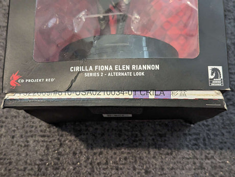 Damaged Box | Ciri Cirilla Fiona Elen Riannon | Series  2 | The Witcher 3 | Dark Horse Comics Figurine 23cm