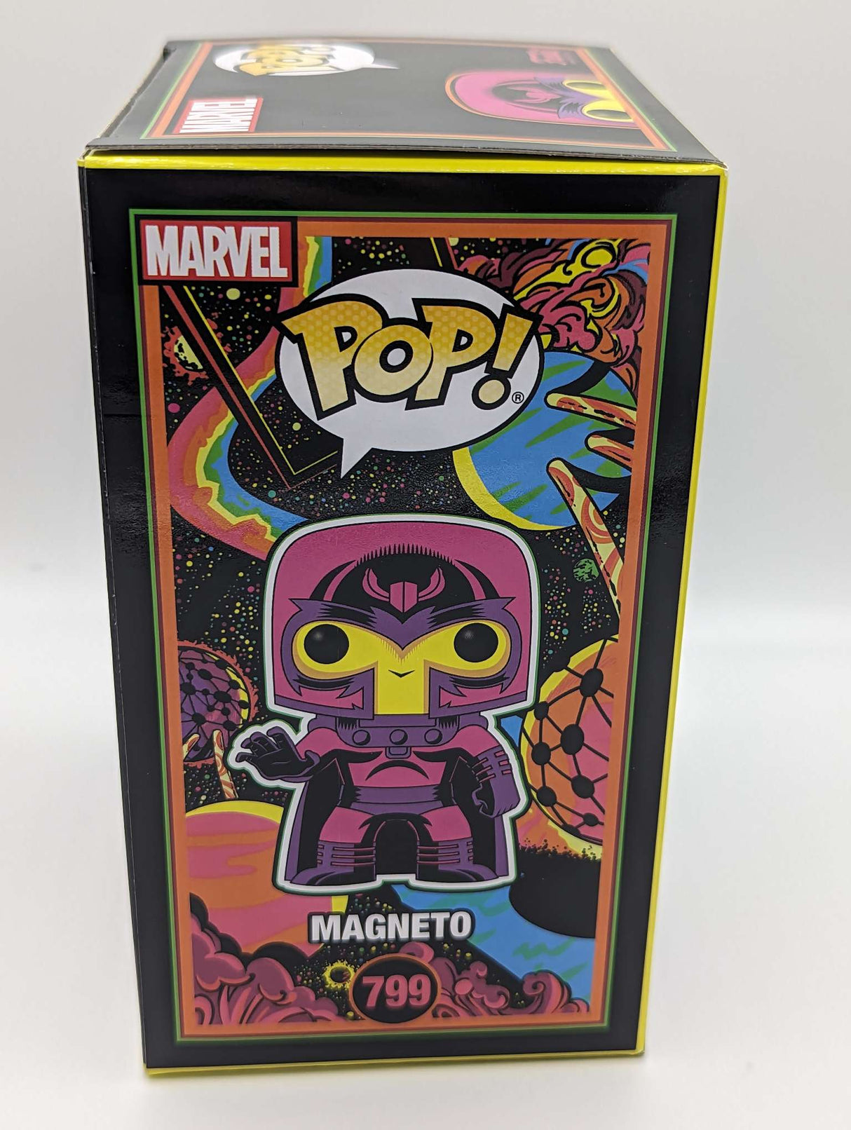 Funko Pop Marvel | Magneto (Black Light) #799