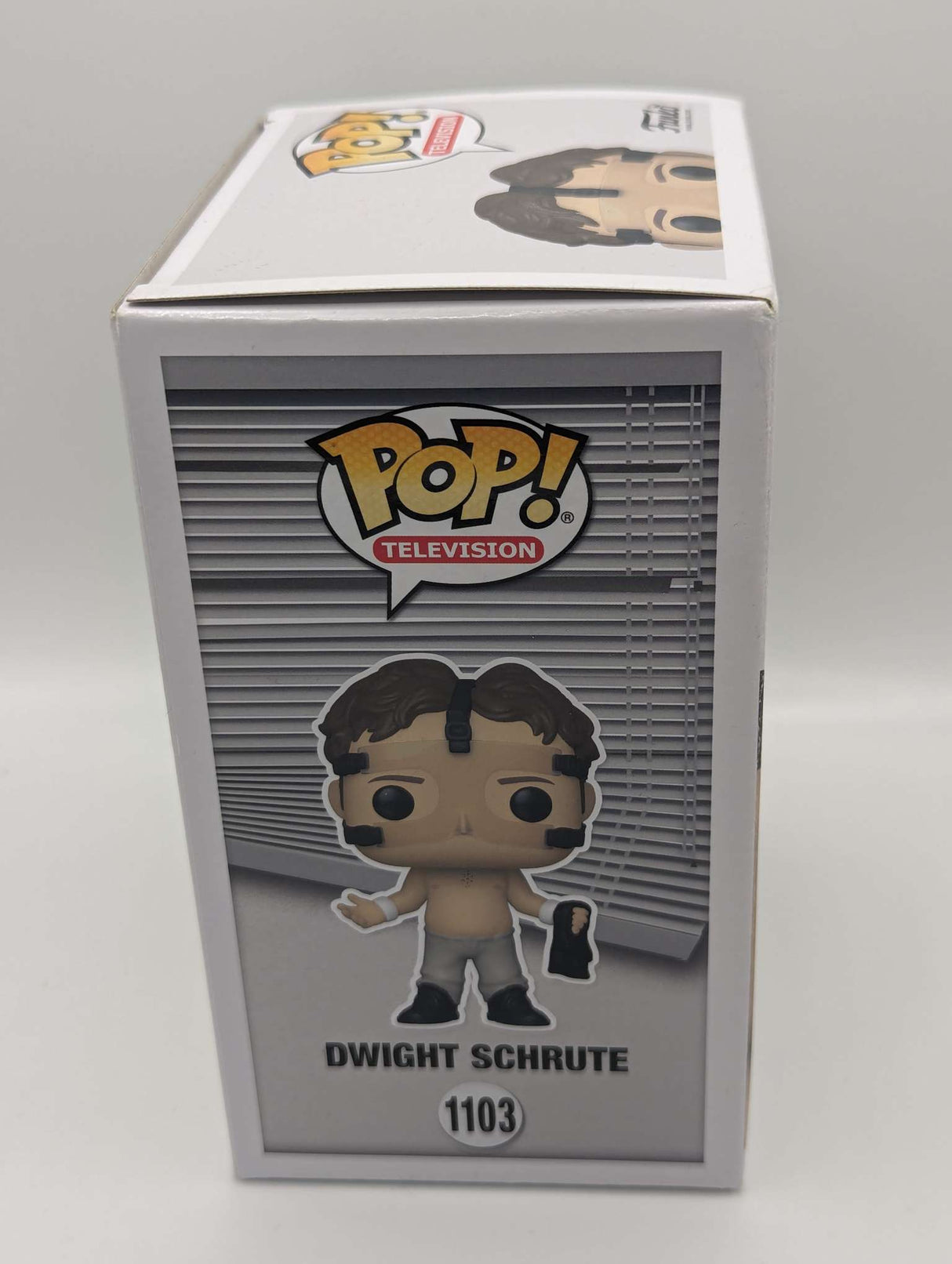 Damaged Box | Funko Pop Television | The Office | Dwight Schrute (Basketball Shirtless) #1103 Chase