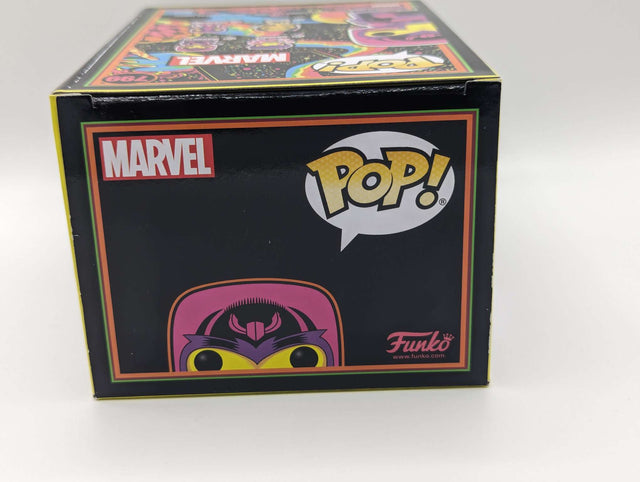 Damaged Box | Funko Pop Marvel | Magneto (Black Light) #799