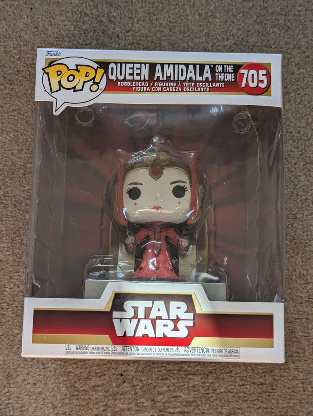 Damaged Box | Queen Amidala on Throne | Funko Pop Star Wars | Episode 1 The Phantom Menace #705