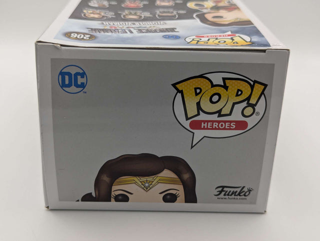 Damaged Box | Wonder Woman | Justice League | Funko Pop Heroes #206