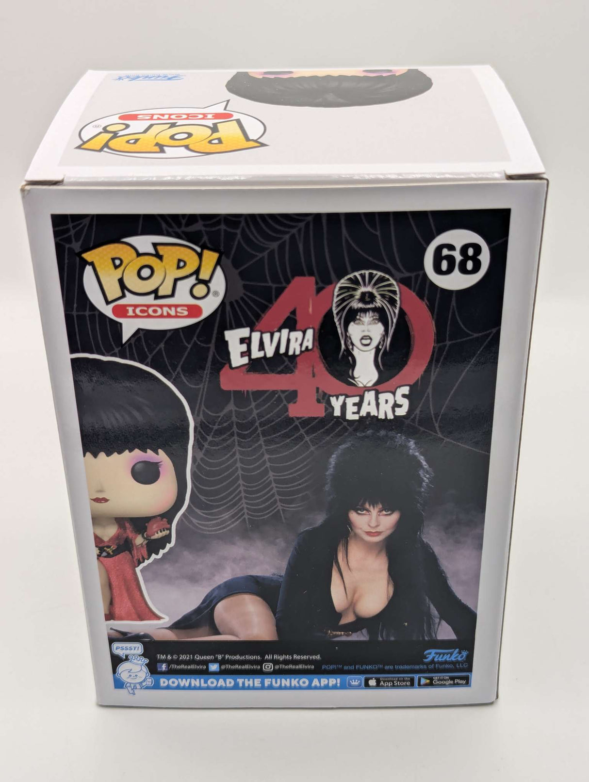 Damaged Box | Funko Pop Icons | Elvira (Diamond) #68