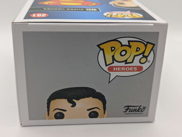 Damaged Box | Superman Flying (80th Anniversary) | Funko Pop Heroes | #251