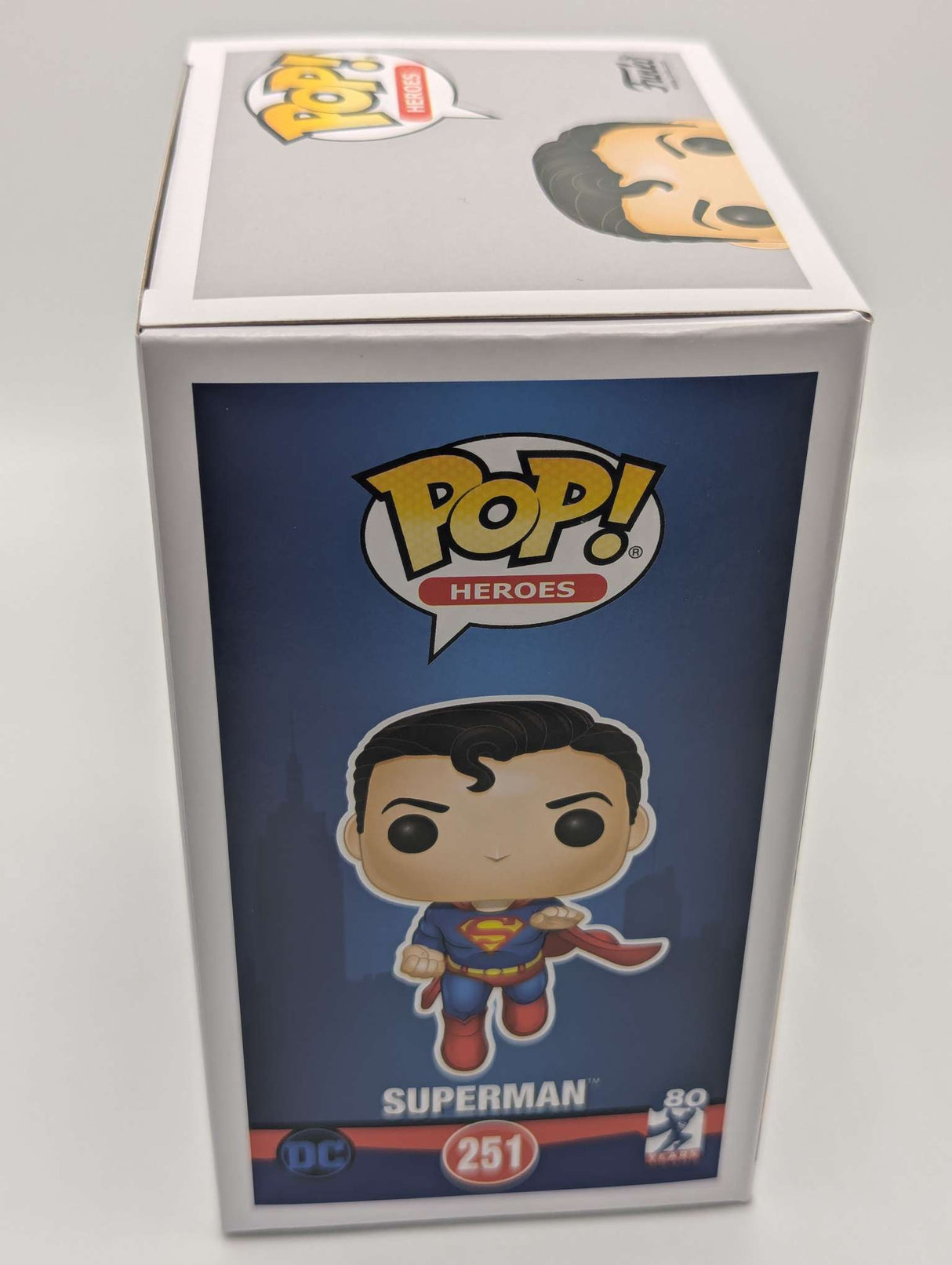 Damaged Box | Superman Flying (80th Anniversary) | Funko Pop Heroes | #251