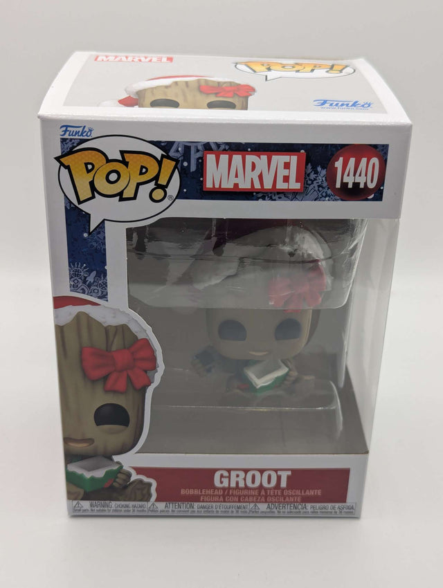 Groot (with Present) | Funko Pop Marvel Holiday #1440