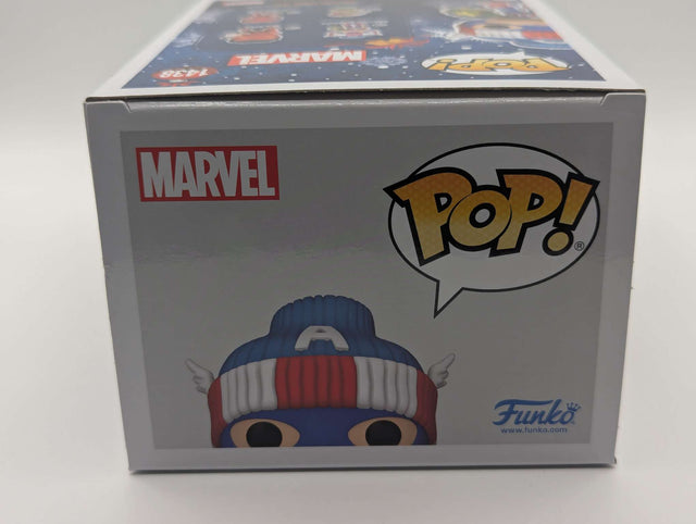 Captain America (with Wreath) | Funko Pop Marvel Holiday #1438