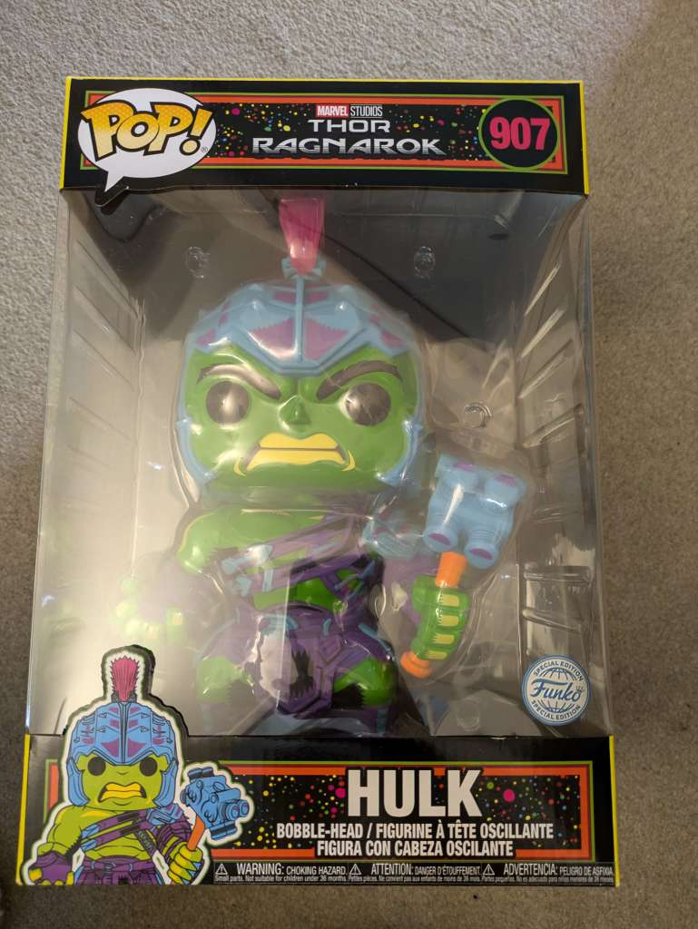 Damaged Box | Funko Pop Marvel | Thor Ragnarok | Hulk Gladiator (Black Light) #907 10 inch