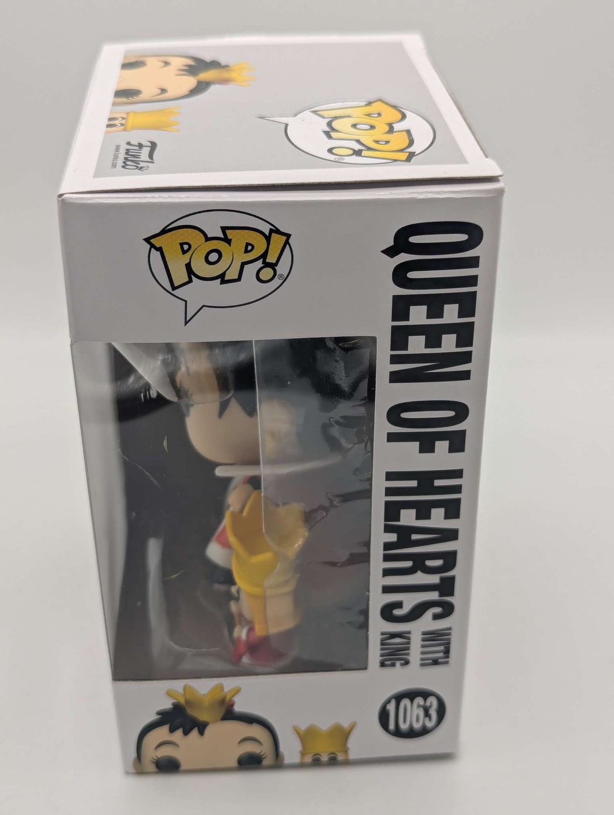 Damaged Box | Funko Pop Disney | Alice in Wonderland | Queen of Hearts with King #1063