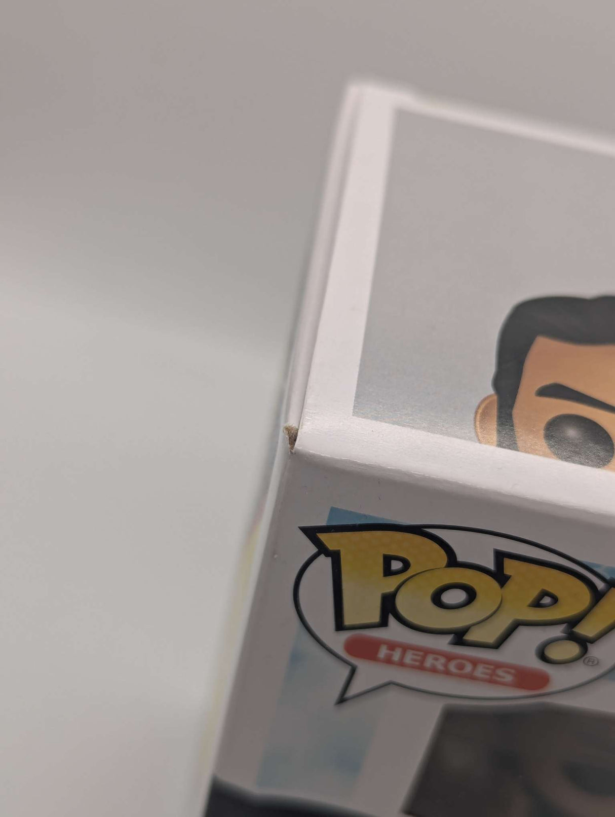 Damaged Box Funko Pop Heroes - Shazam - Pedro #265