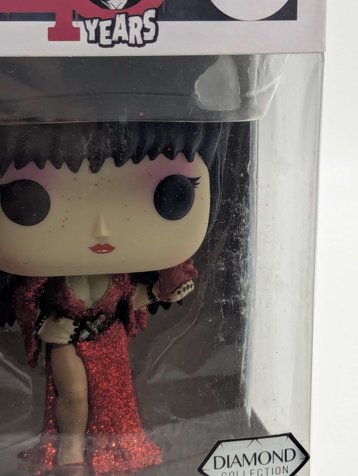 Damaged Box | ELVIRA (Diamond) | Funko Pop Icons #68