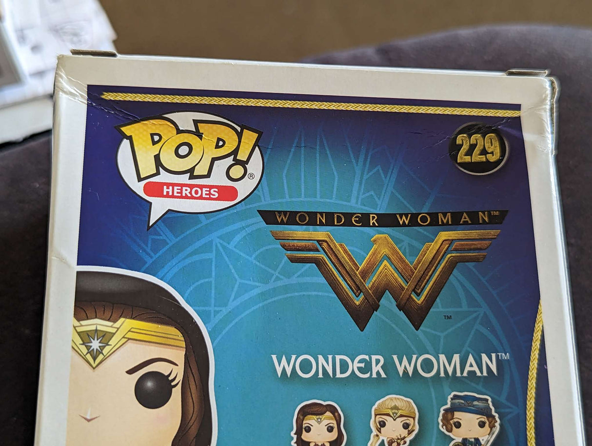 Damaged Box | Funko Pop Heroes | Wonder Woman Cloaked  #229