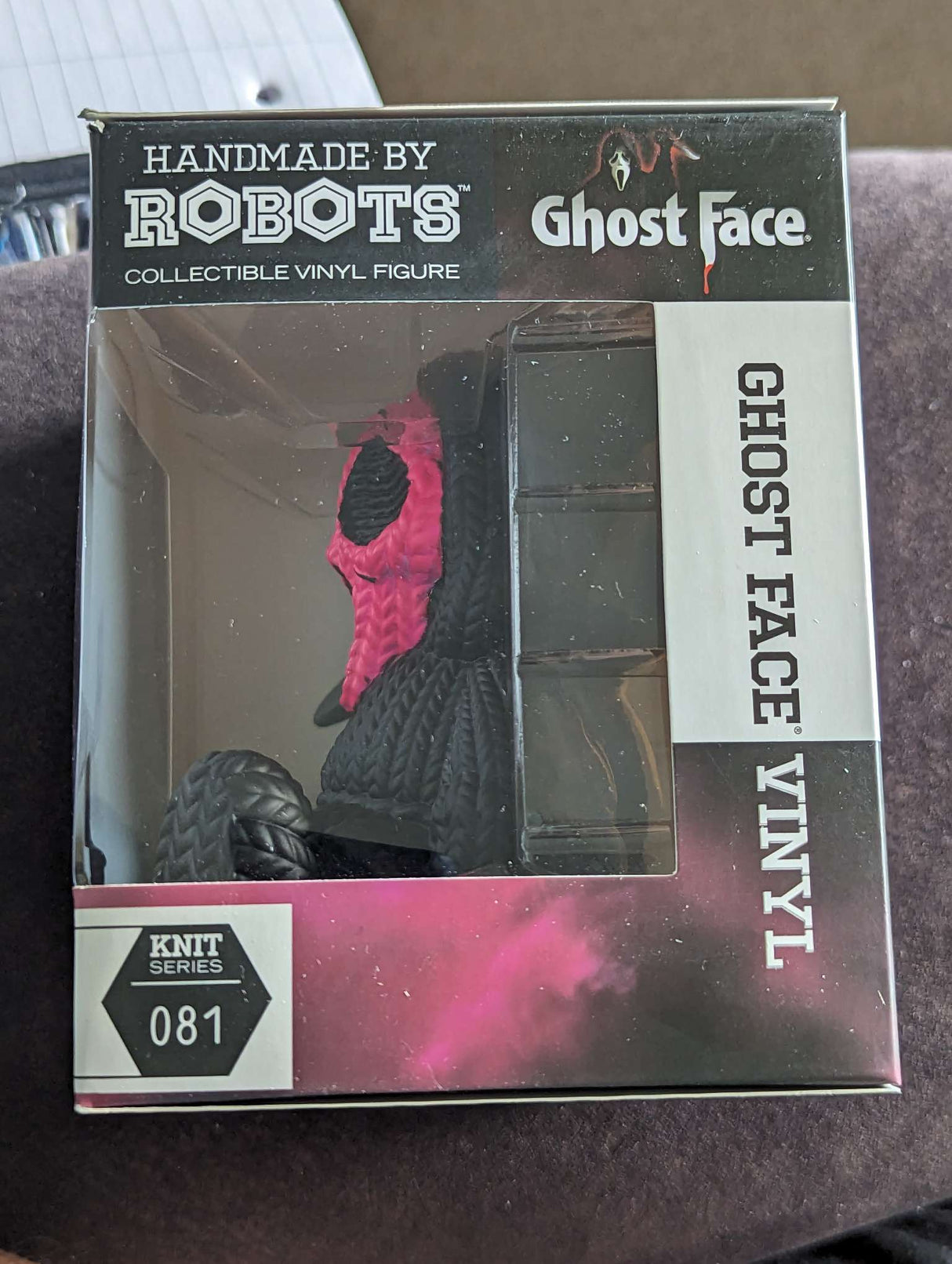 Damaged Box | Handmade by Robots | Scream | Ghost Face Pink Vinyl Figure | Knit Series #081