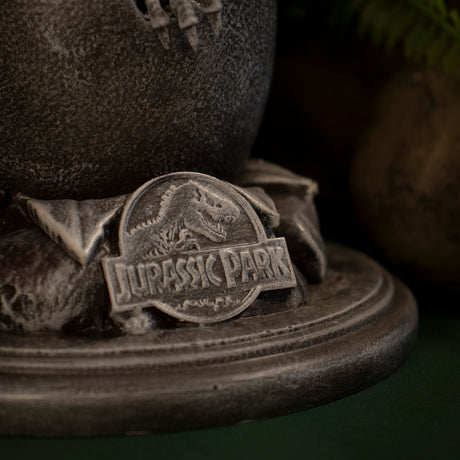 VELOCIRAPTOR EGG STATUE & REPLICA JOHN HAMMOND CANE | Jurassic Park