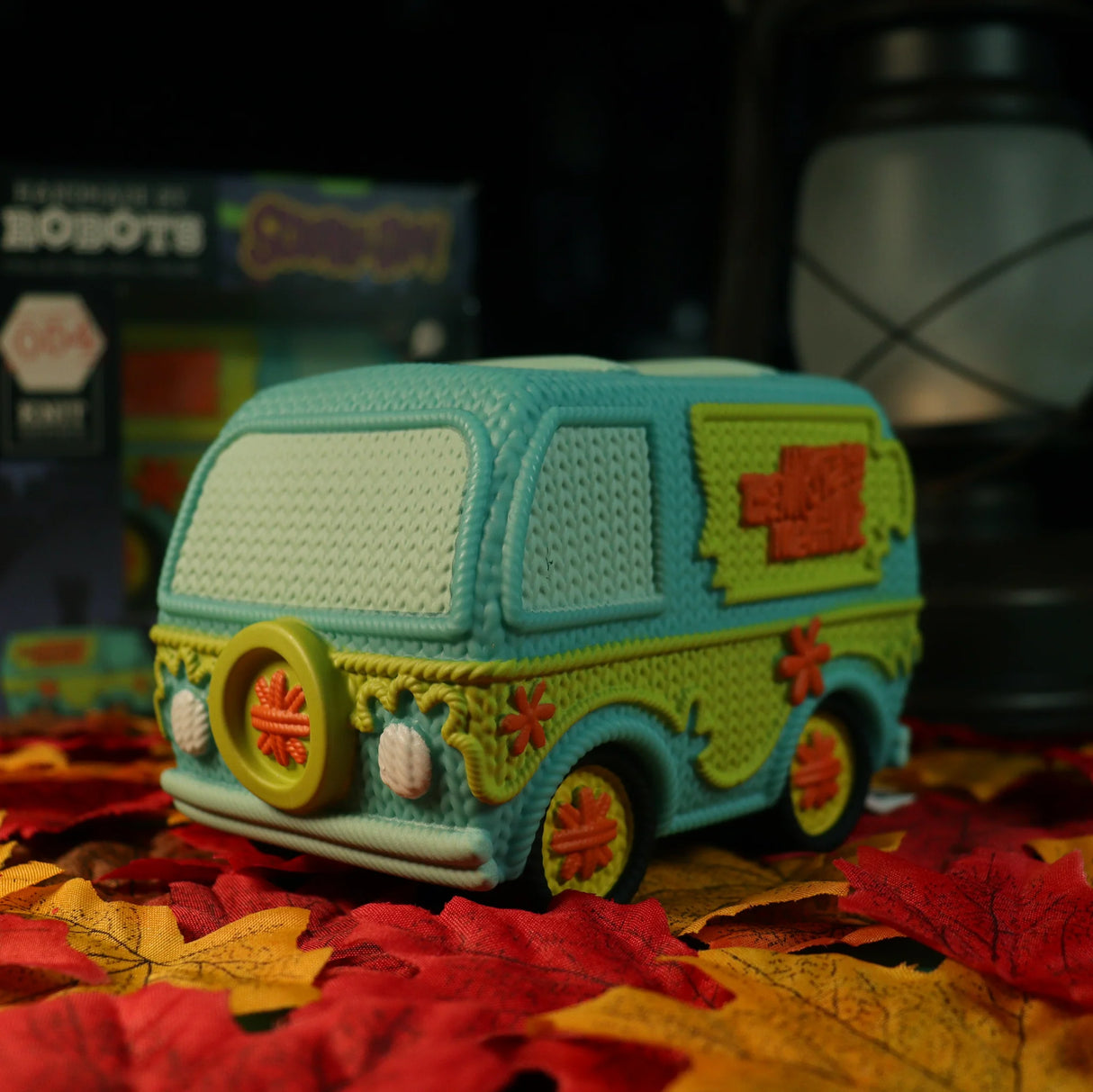 Scooby Doo | Mystery Machine | Handmade by Robots | Vinyl Figure | Glow in the Dark | Knit Series #054