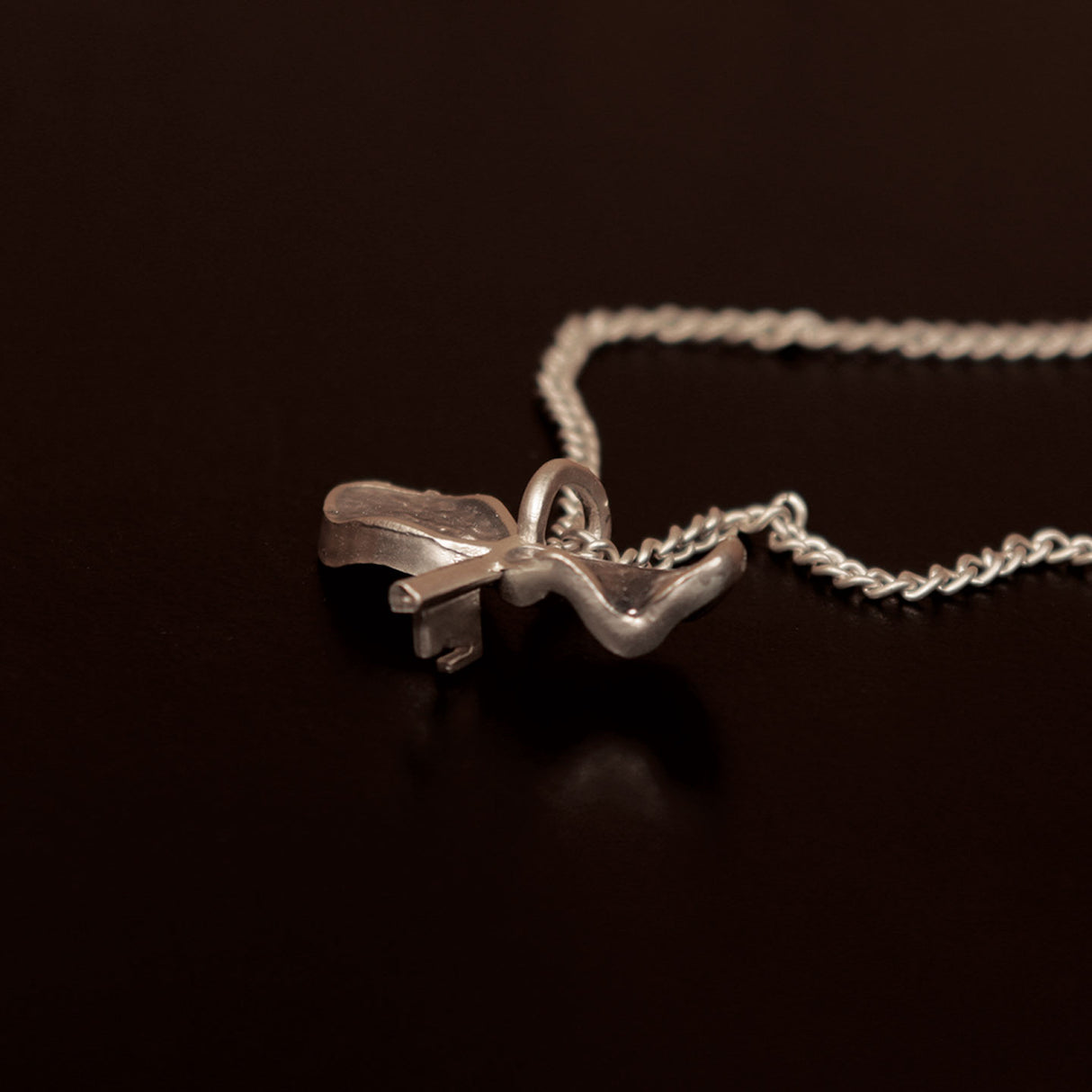 Harry Potter .999 Silver Plated FLYING KEY Limited Edition Necklace