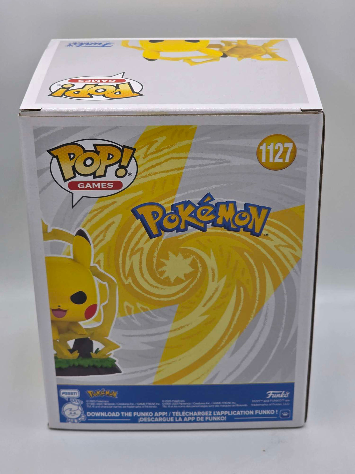 Funko Pop! Games Pokémon PIKACHU Premium #1127