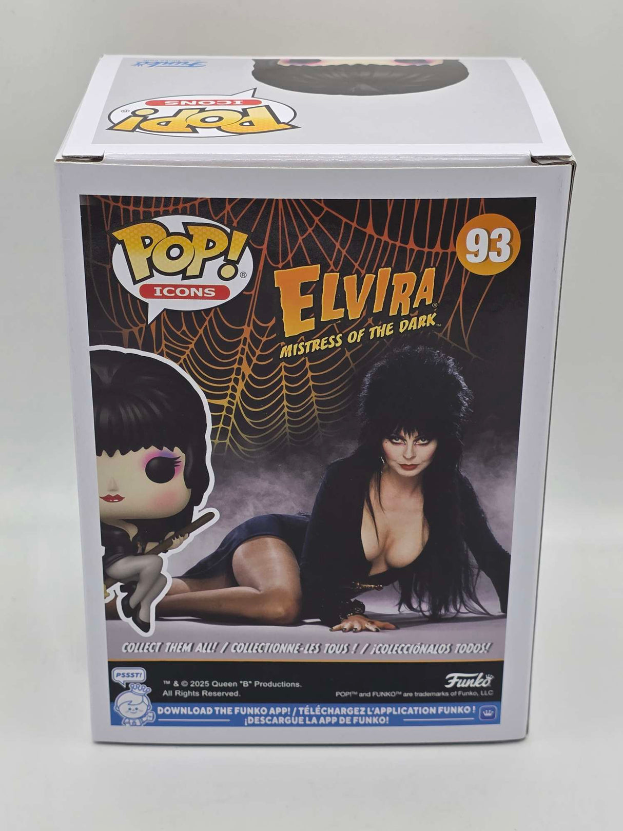 ELVIRA WITH BROOM | Elvira Mistress Of The Dark | Funko Pop Icons #93