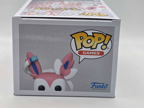 SYLVEON | Pokemon | Funko Pop Games #857