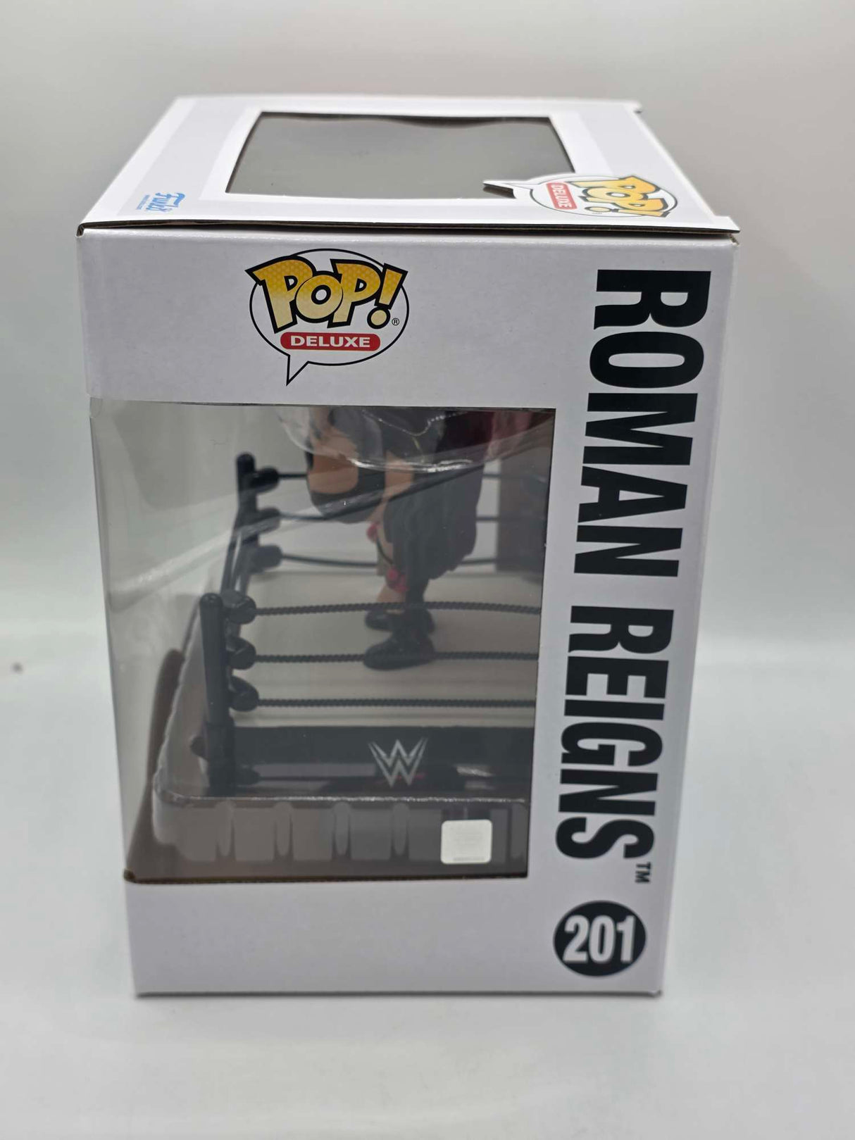 Funko Pop! Deluxe WWE ROMAN REIGNS In-Ring #201