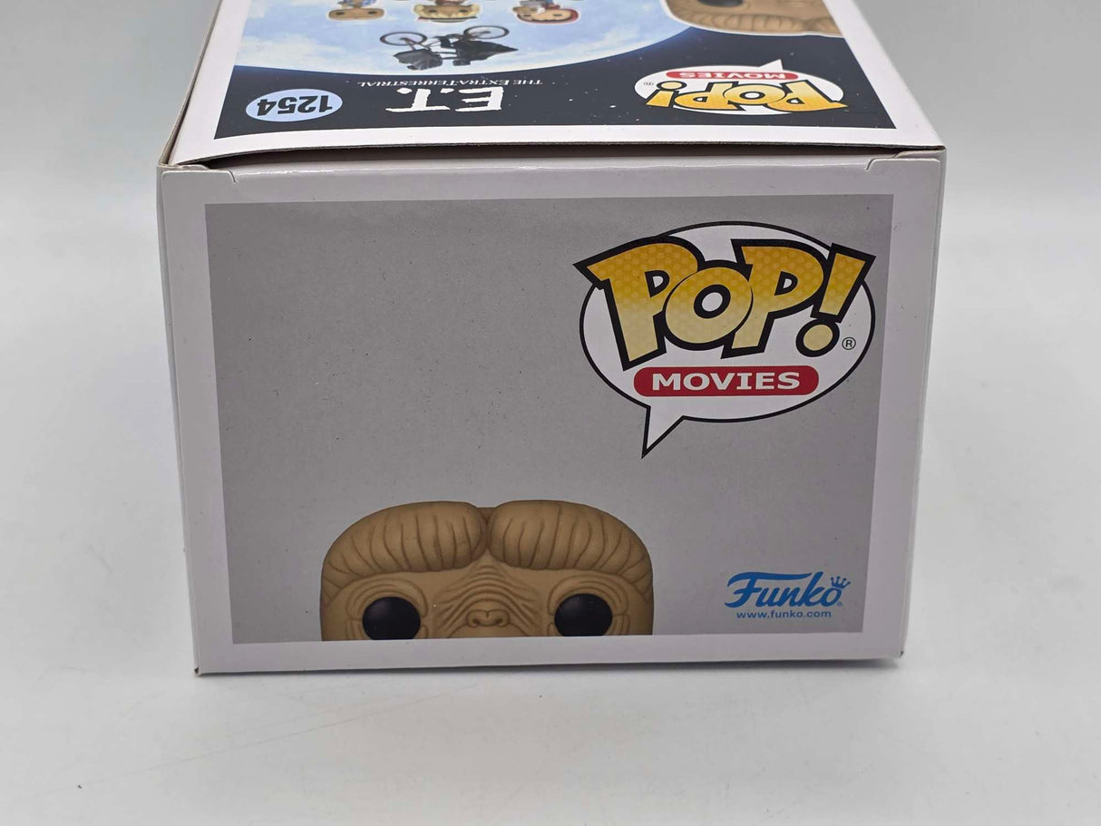 Slight Damaged Box | ET IN ROBE | E.T. 40th Anniversary | Funko Movies #1254
