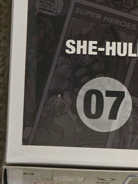 Slight Damaged Box | SHE-HULK | Funko Pop Comic Covers | Marvel #07