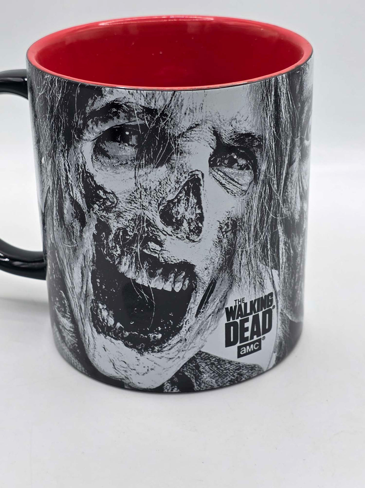 Damaged Box | DWELLER ZOMBIE INSIDE | Lootcrate Just Funky | Walking Dead | Oversize Large Mug
