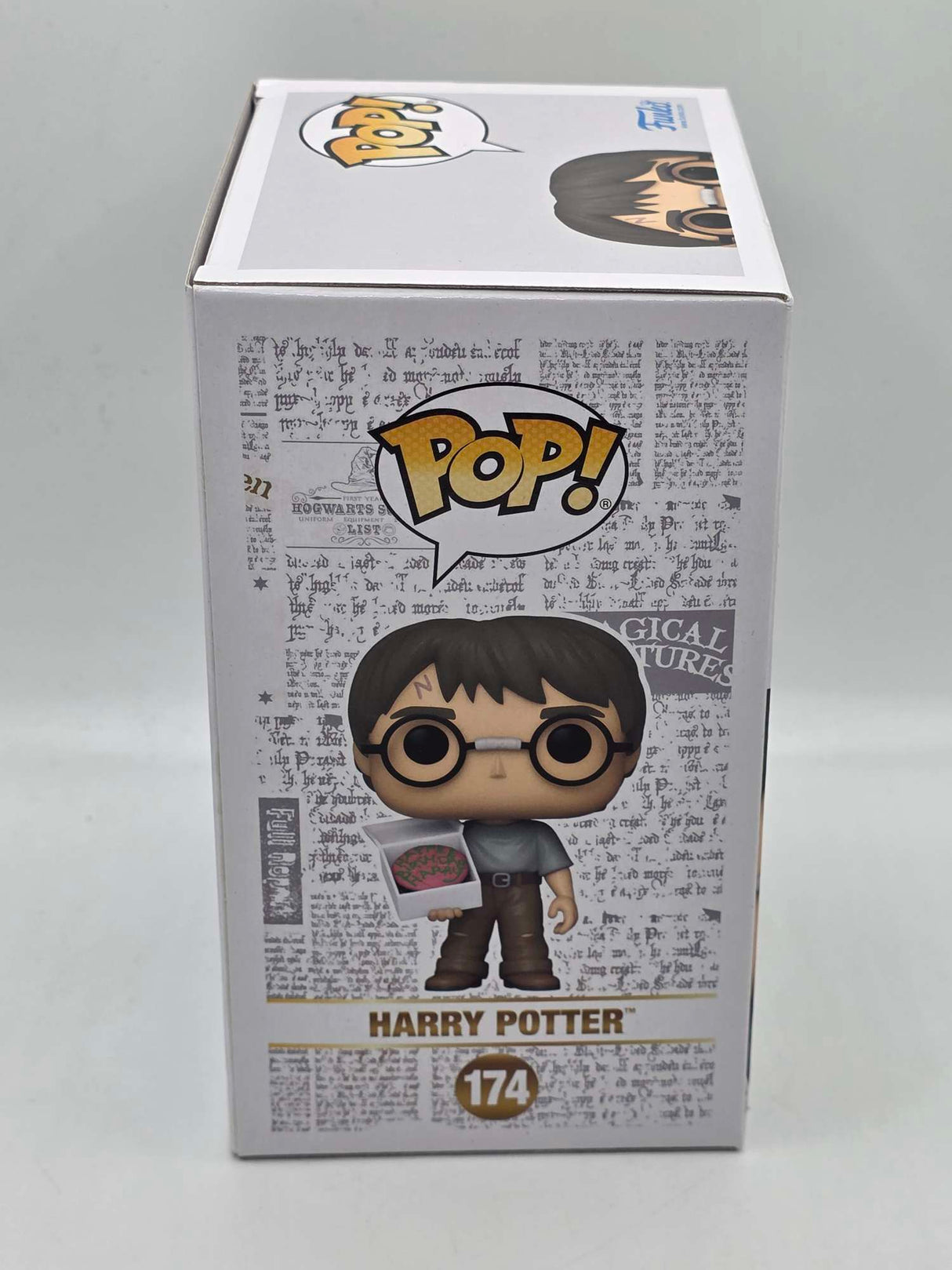 Slight Damaged Box HARRY POTTER (WITH BIRTHDAY CAKE) | Funko Pop Harry Potter #174