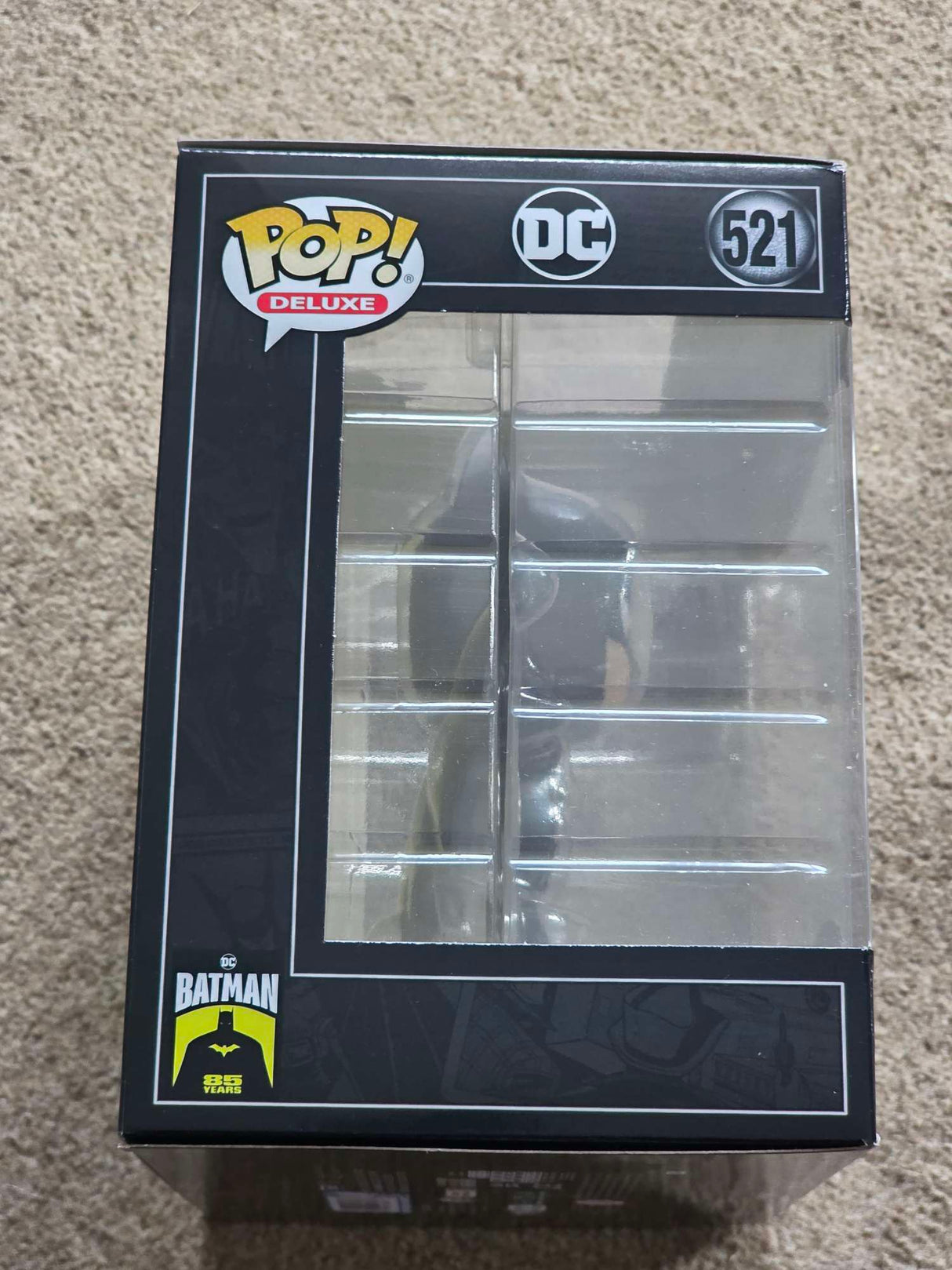 Damaged Box | BATMAN SOARING  | 85th Anniversary | Funko Pop Deluxe | #521