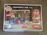 I.T. FUNHOUSE PLAYSET & 2 FIGURES | Display Case with Interior Scene & Storage | Funko Bitty POP! Boxes
