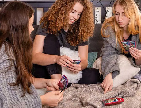 MAGICAL CHRISTMAS | Top Trumps | Card Game