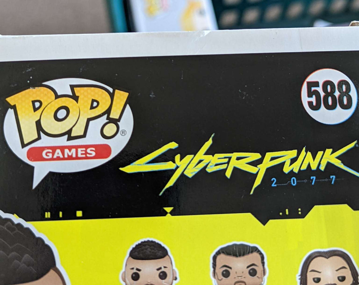 Damaged Box Funko Pop Games - Cyperpunk 2077 - V-Male #588 (6907648180324)